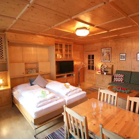 Bebette - Austrian Alpine Getaways *